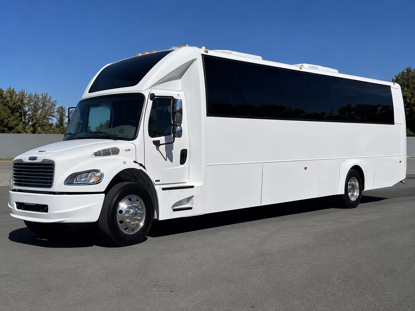 minneapolis bus rentals
