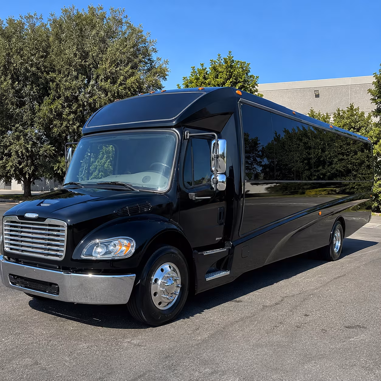 shuttle your guests between woodbury hotels and your saint paul or stillwater venue