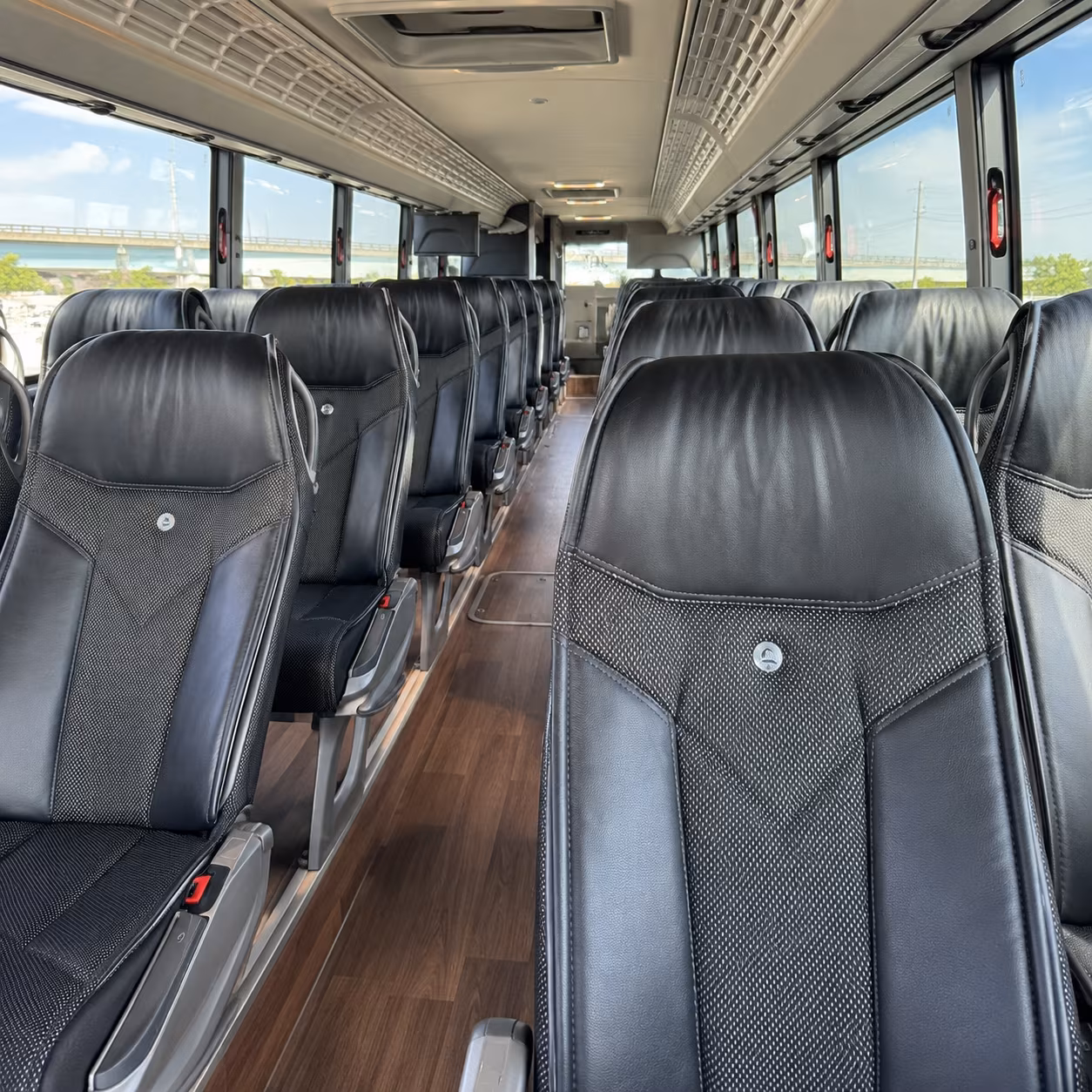 shuttle your team between woodbury offices and twin cities conference venues