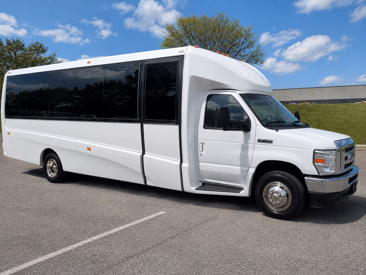 st paul concert bus rentals for groups and fans