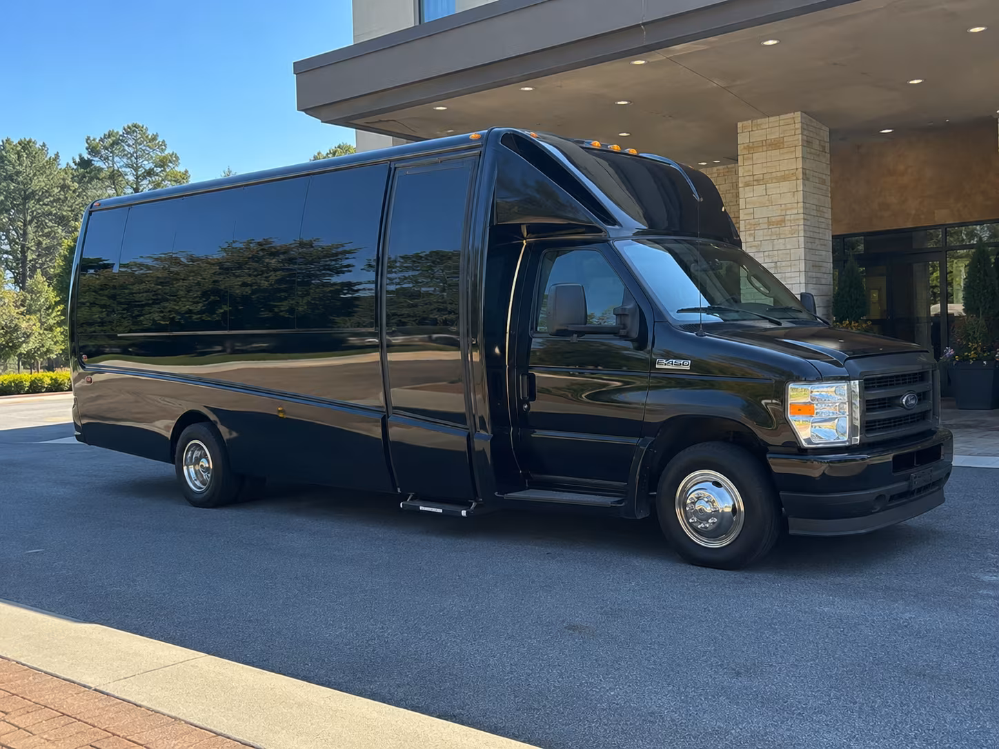take the group to saint croix vineyards and stillwater without splitting into a caravan