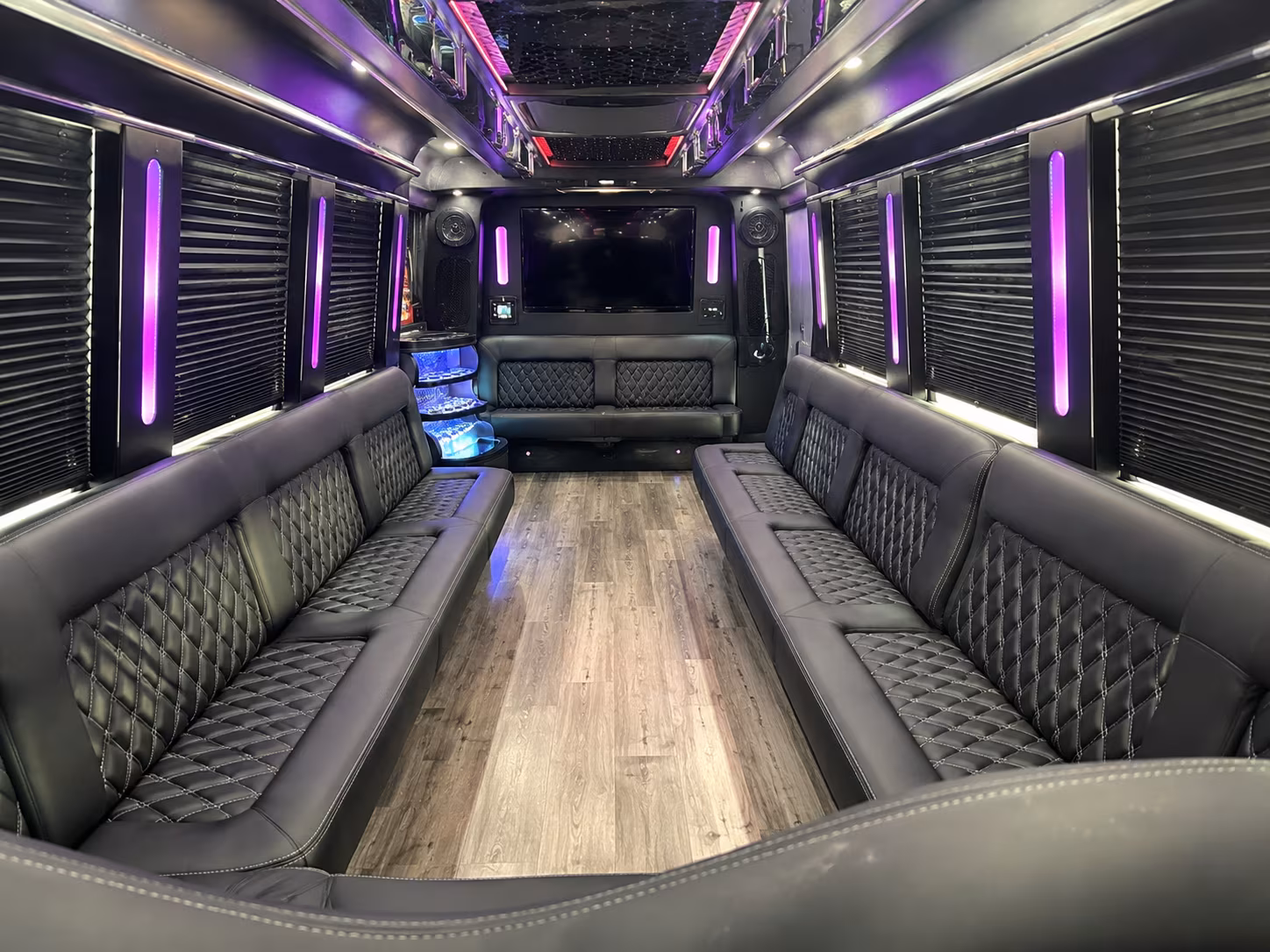 woodbury holiday party bus rental