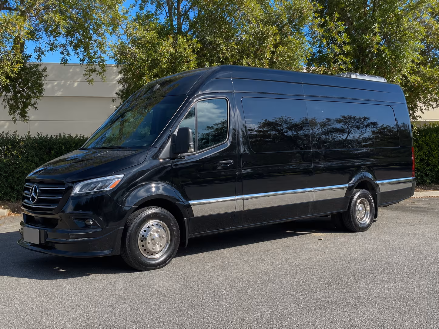 woodbury wine tour brewery transportation onboard seating